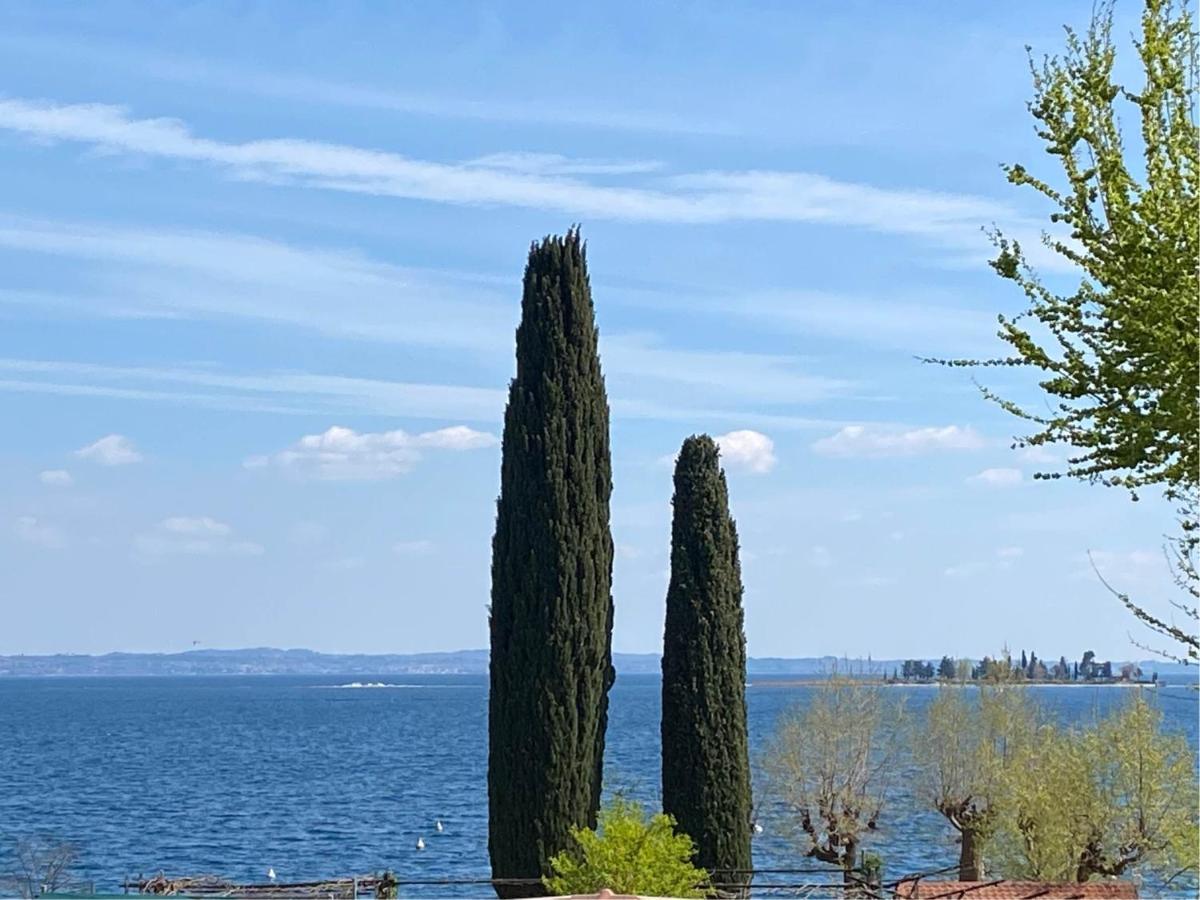 Casa Vacanze Gardiolina San Felice del Benaco Exteriör bild