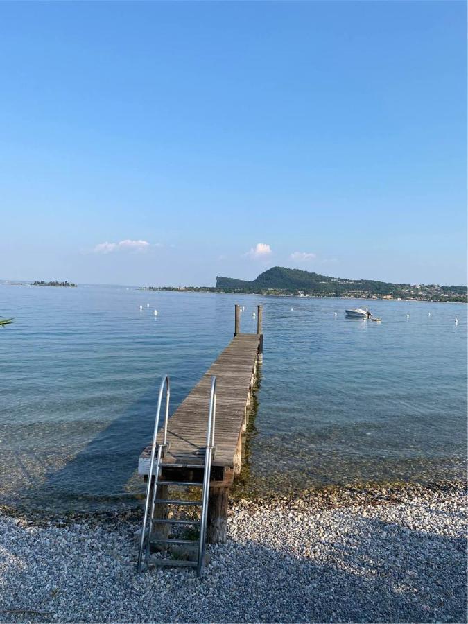 Casa Vacanze Gardiolina San Felice del Benaco Exteriör bild